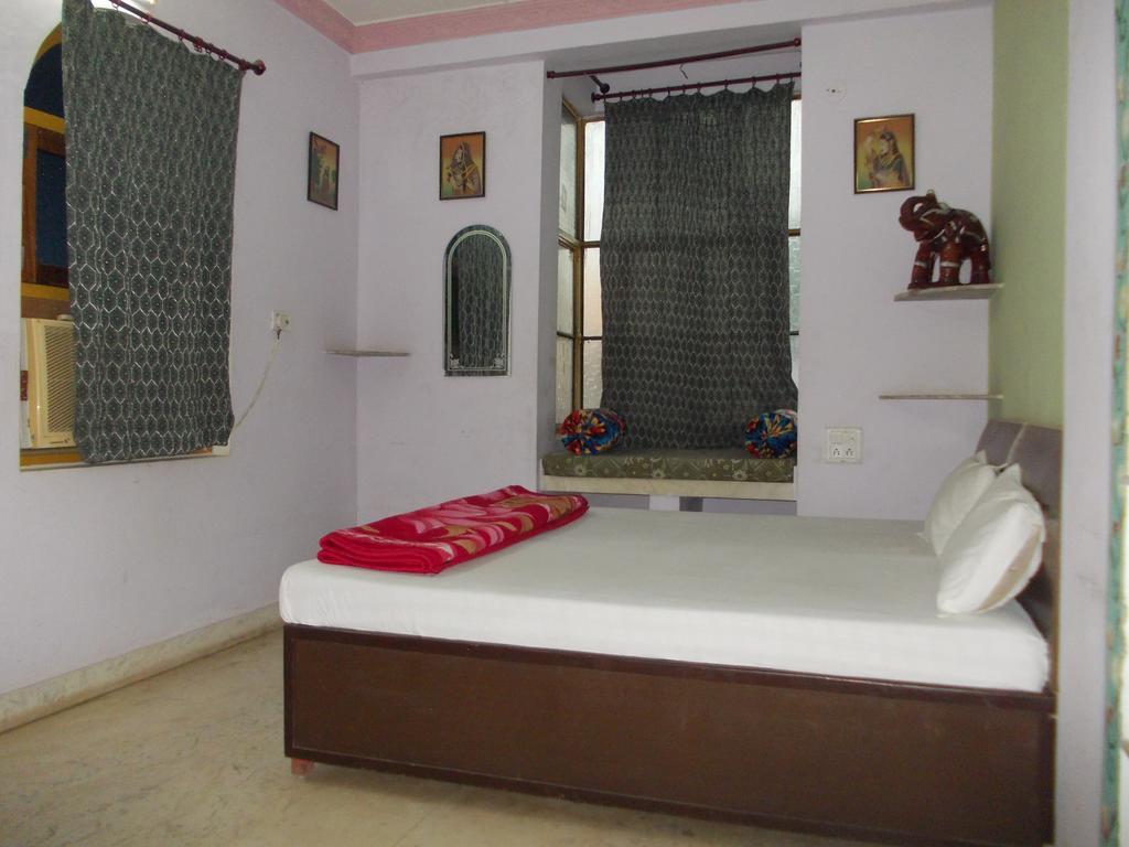 Raj Mahal Guest House Būndi Buitenkant foto