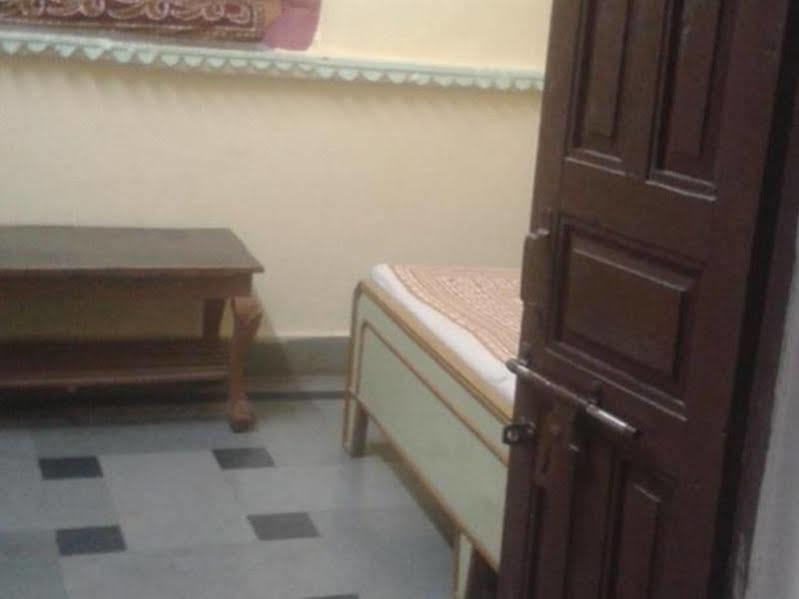 Raj Mahal Guest House Būndi Buitenkant foto